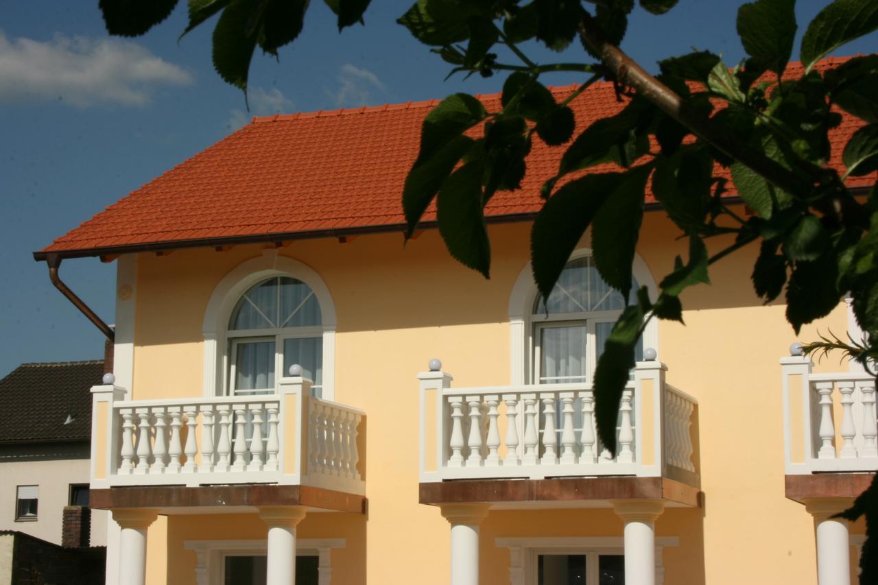Hotel Am Donaubogen Sarching